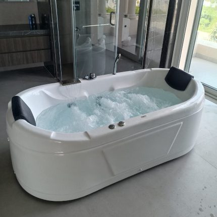 Jacuzzi Bathtubs